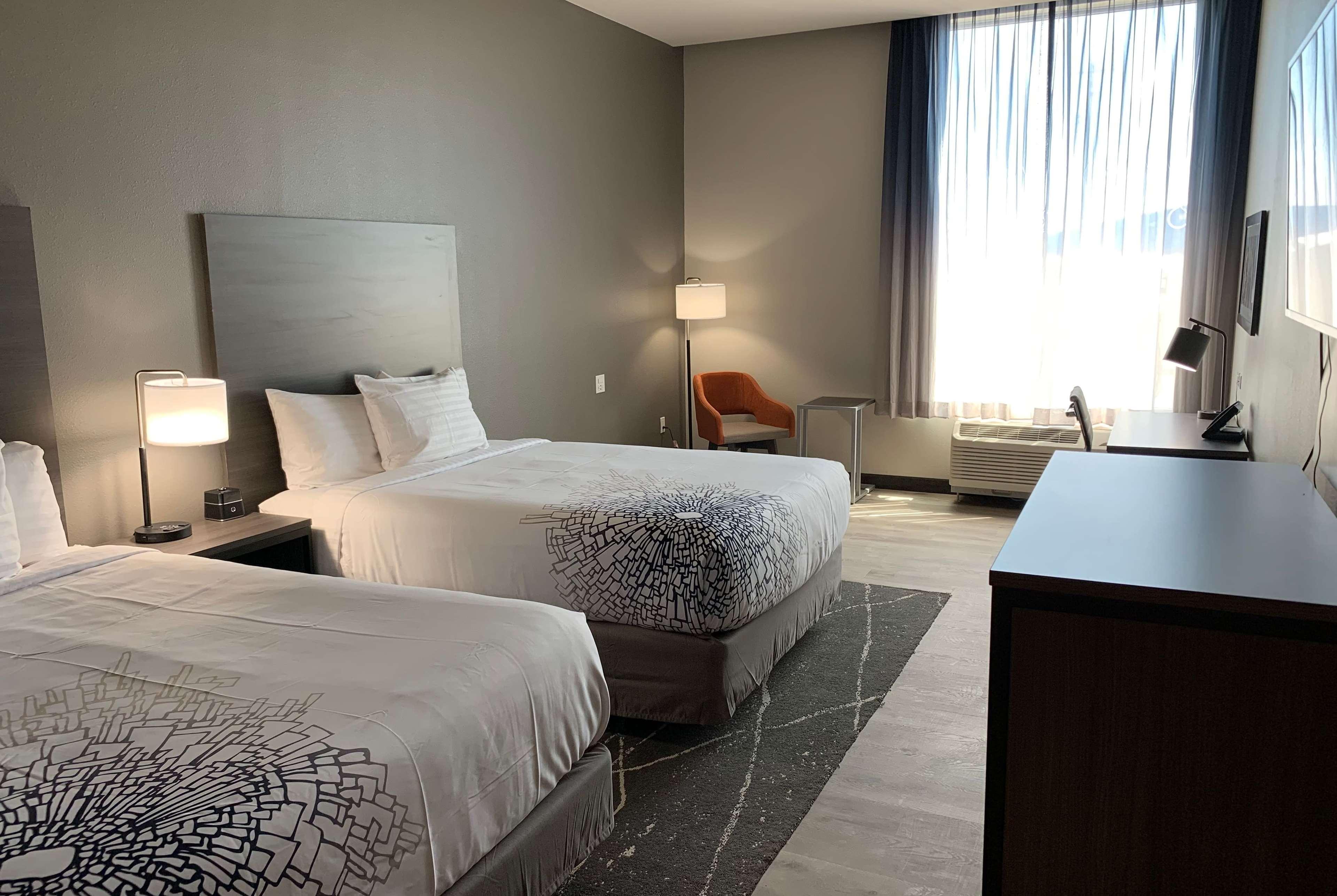 La Quinta Inn & Suites By Wyndham Holbrook Petrified Forest Экстерьер фото